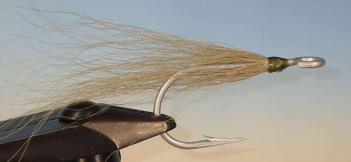 Bucktail Single Dressed Siwash Hooks