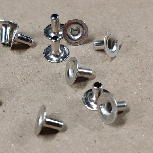 Tail Grommets - Small Flat - 11/32" diameter