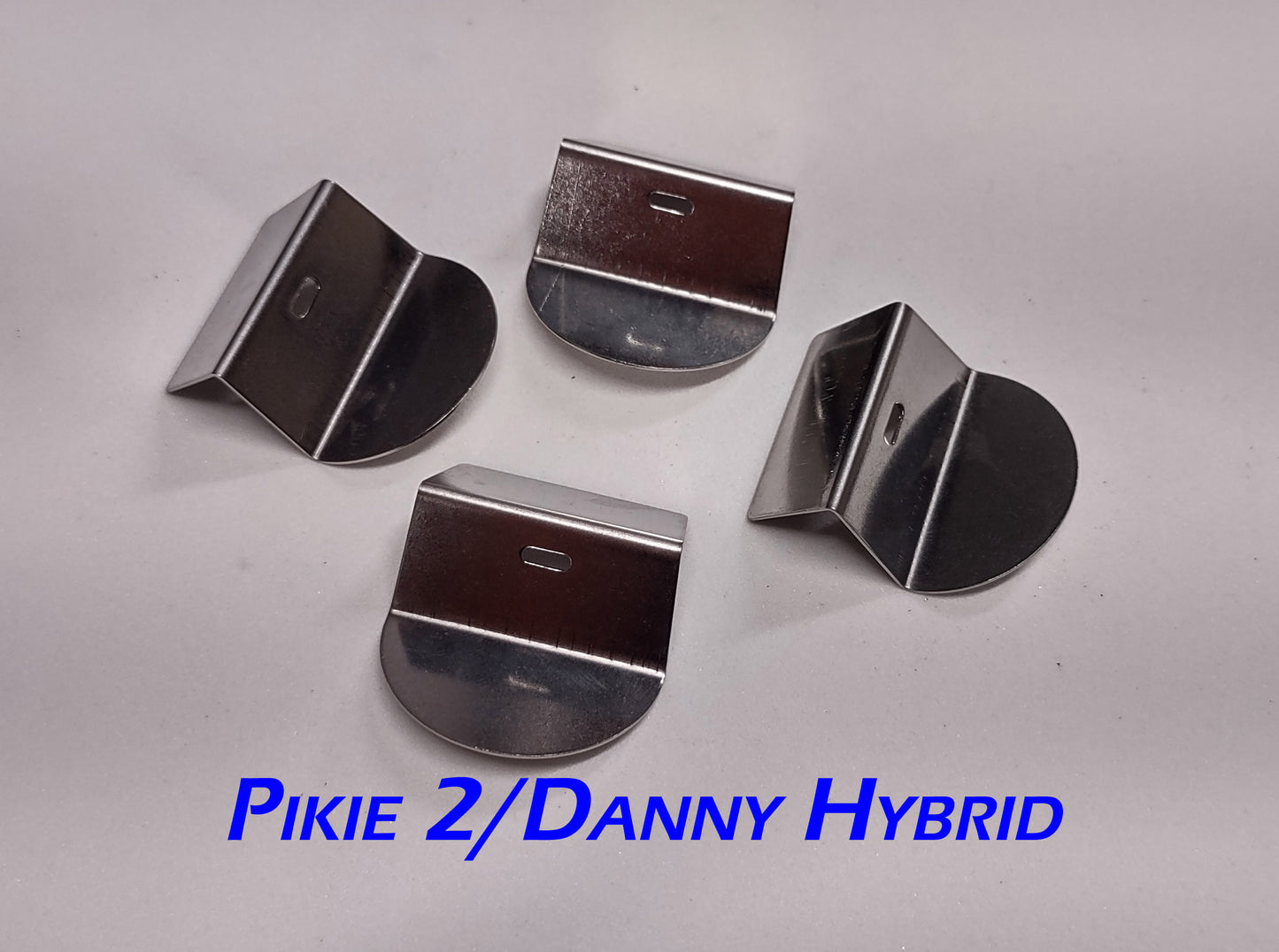 Metal Lips - Pikie 2 ~ Danny Hybrid